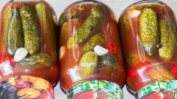 Kurkut tomaattikastikkeessa talveksi 🥒 Sadonkorjuu kurkkuja ilman etikkaa