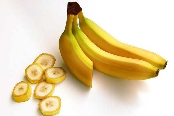 Voit valmistaa kefiiri-cocktailin banaanivaikutuksen parantamiseksi. (Kuva: Pixabay.com)