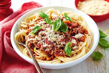 Miten kokki spagetti bolognese